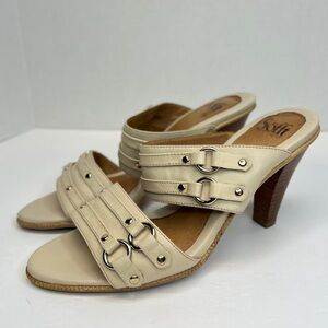 SOFFT Beige Leather Slides High Heels Slip On Sandals Womens Size 10 Very Nice!
